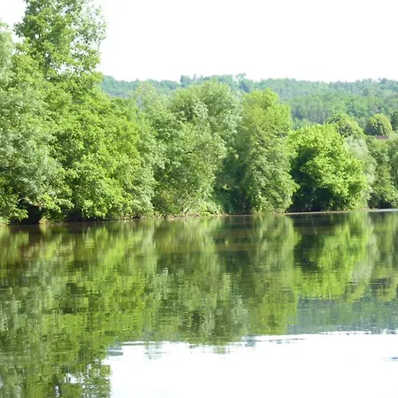 La Roseraie, Authentique Maison Du Perigord Noir Plazac