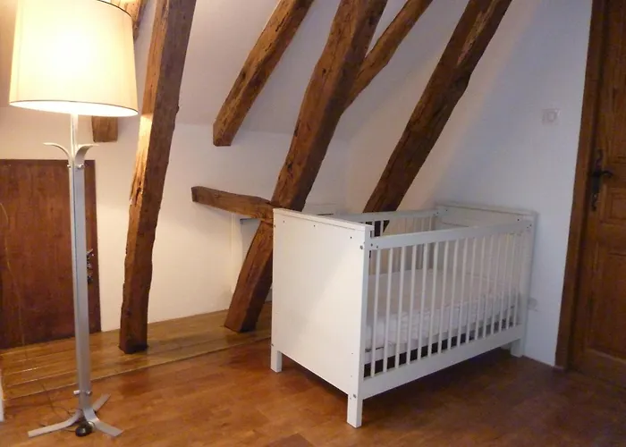 La Roseraie, Authentique Maison Du Perigord Noir