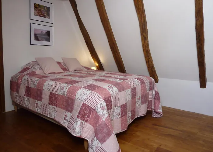 Ferienhaus La Roseraie, Authentique Maison Du Perigord Noir Plazac