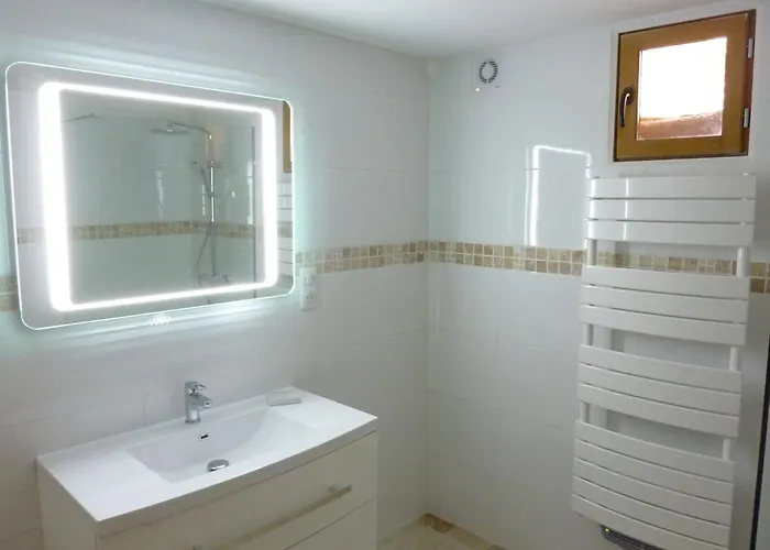 La Roseraie, Authentique Maison Du Perigord Noir * Plazac