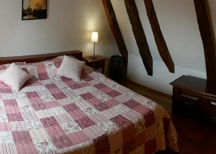 Ferienhaus La Roseraie, Authentique Maison Du Perigord Noir